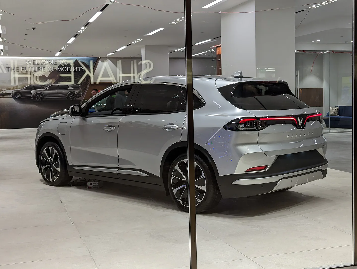 Xe VinFast VF 8 đời mới
